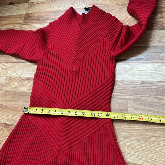 Salvatore Ferragamo red Dress size S - Picture 6 of 16